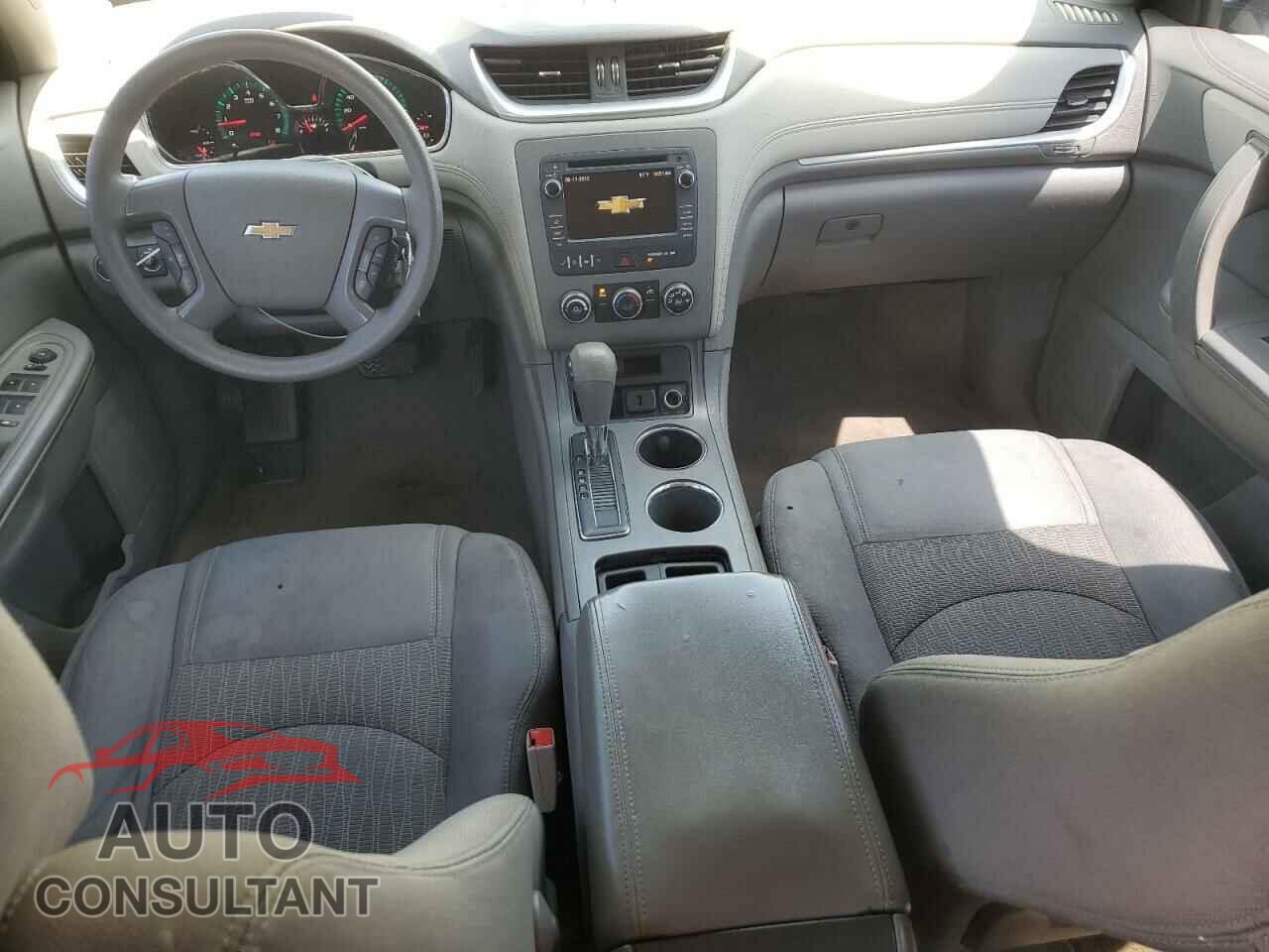 CHEVROLET TRAVERSE 2017 - 1GNKRFED8HJ200330