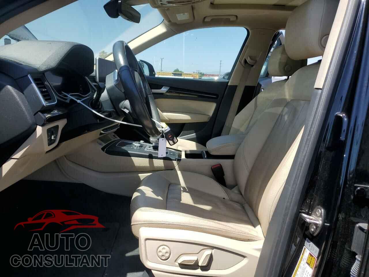 AUDI Q5 2018 - WA1BNAFY2J2233956