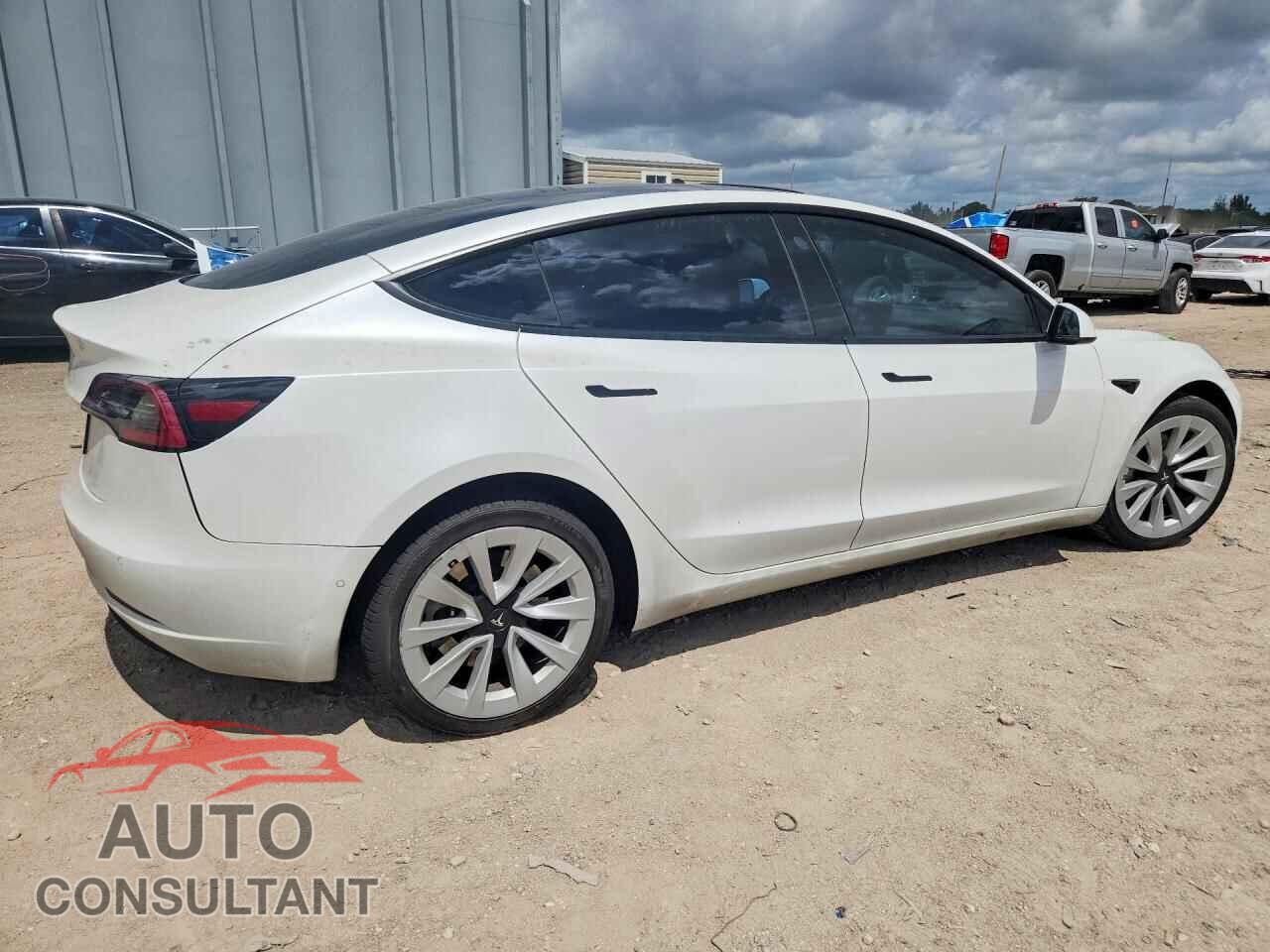 TESLA MODEL 3 2021 - 5YJ3E1EAXMF062227