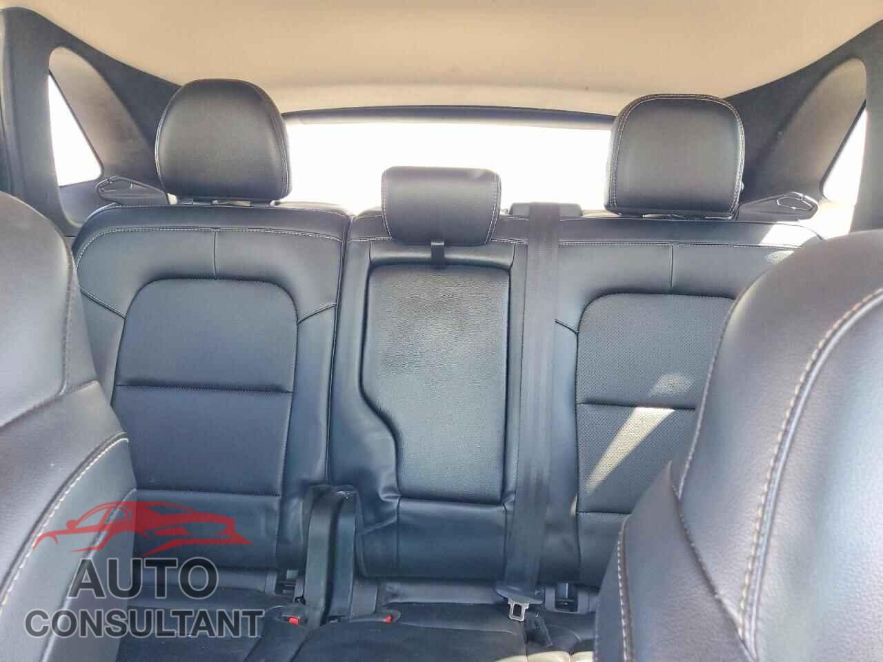 FORD ESCAPE 2020 - 1FMCU9H64LUA77610