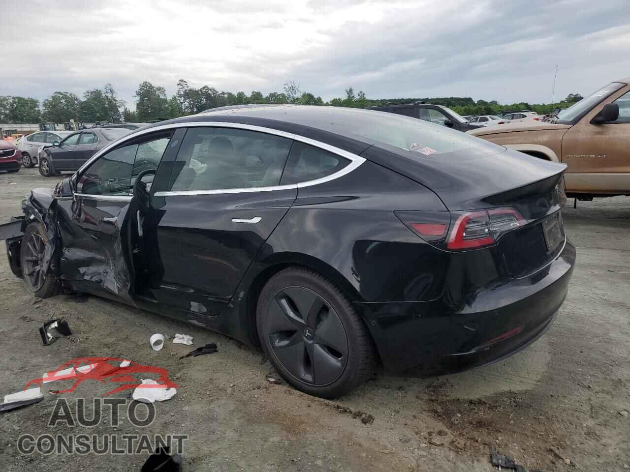 TESLA MODEL 3 2019 - 5YJ3E1EB9KF390552