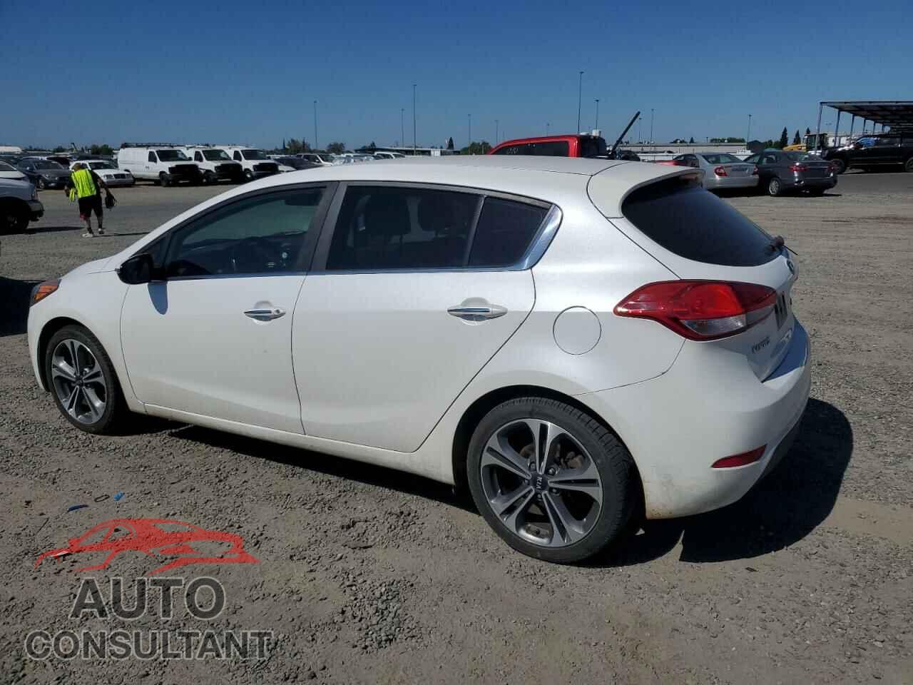 KIA FORTE 2016 - KNAFX5A83G5599851