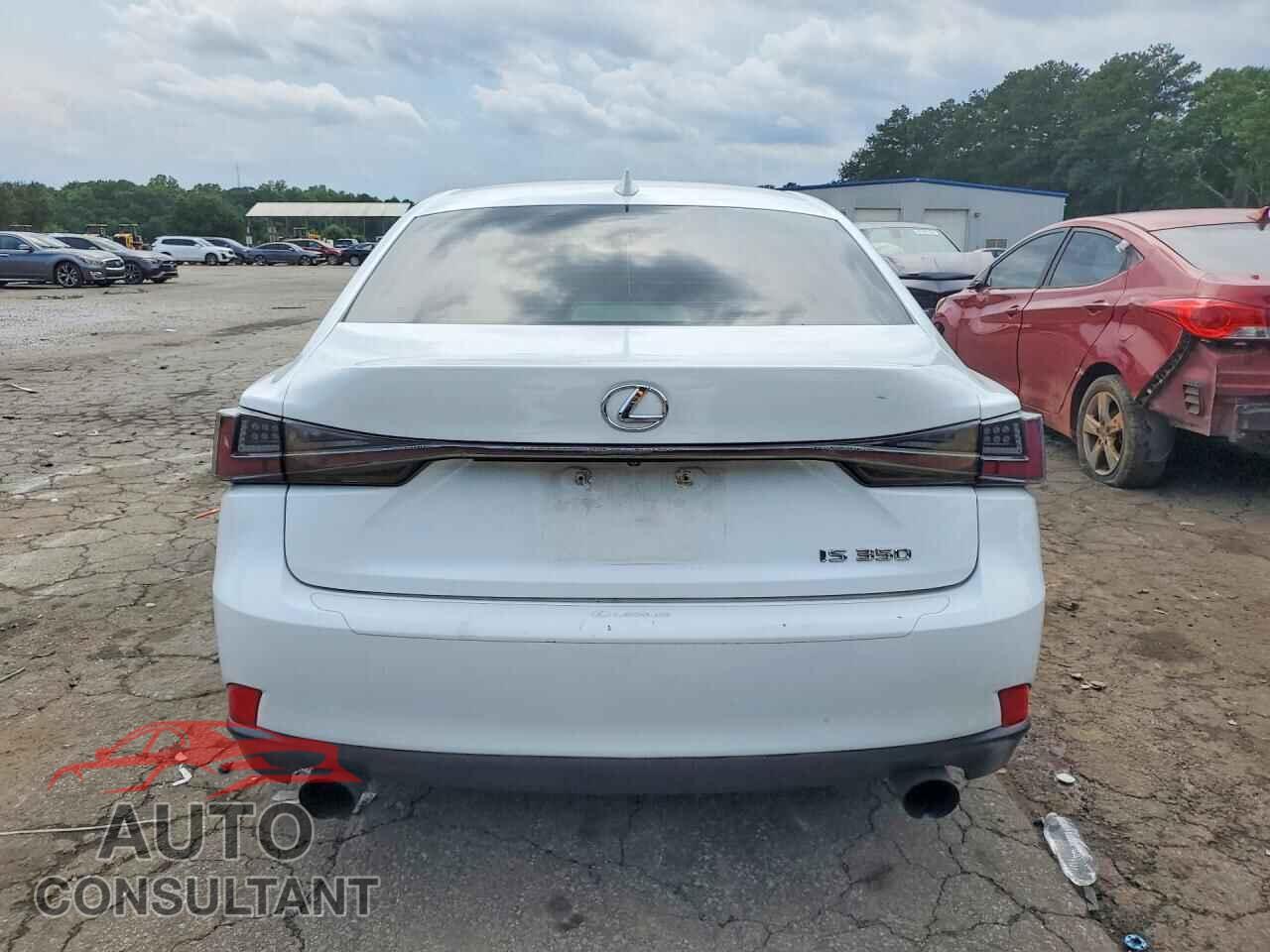 LEXUS IS 2014 - JTHBE1D23E5012650