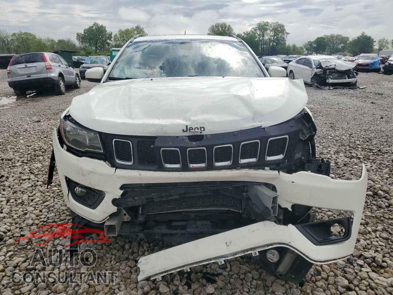 JEEP COMPASS 2018 - 3C4NJDBB7JT161765