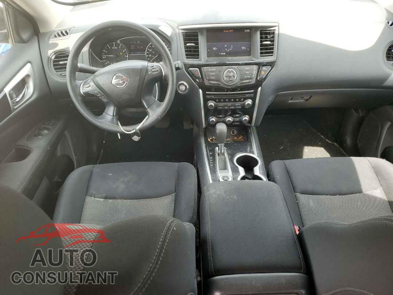 NISSAN PATHFINDER 2017 - 5N1DR2MM2HC680585