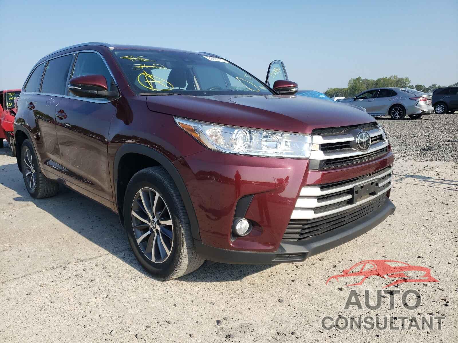 TOYOTA HIGHLANDER 2018 - 5TDJZRFH8JS492576