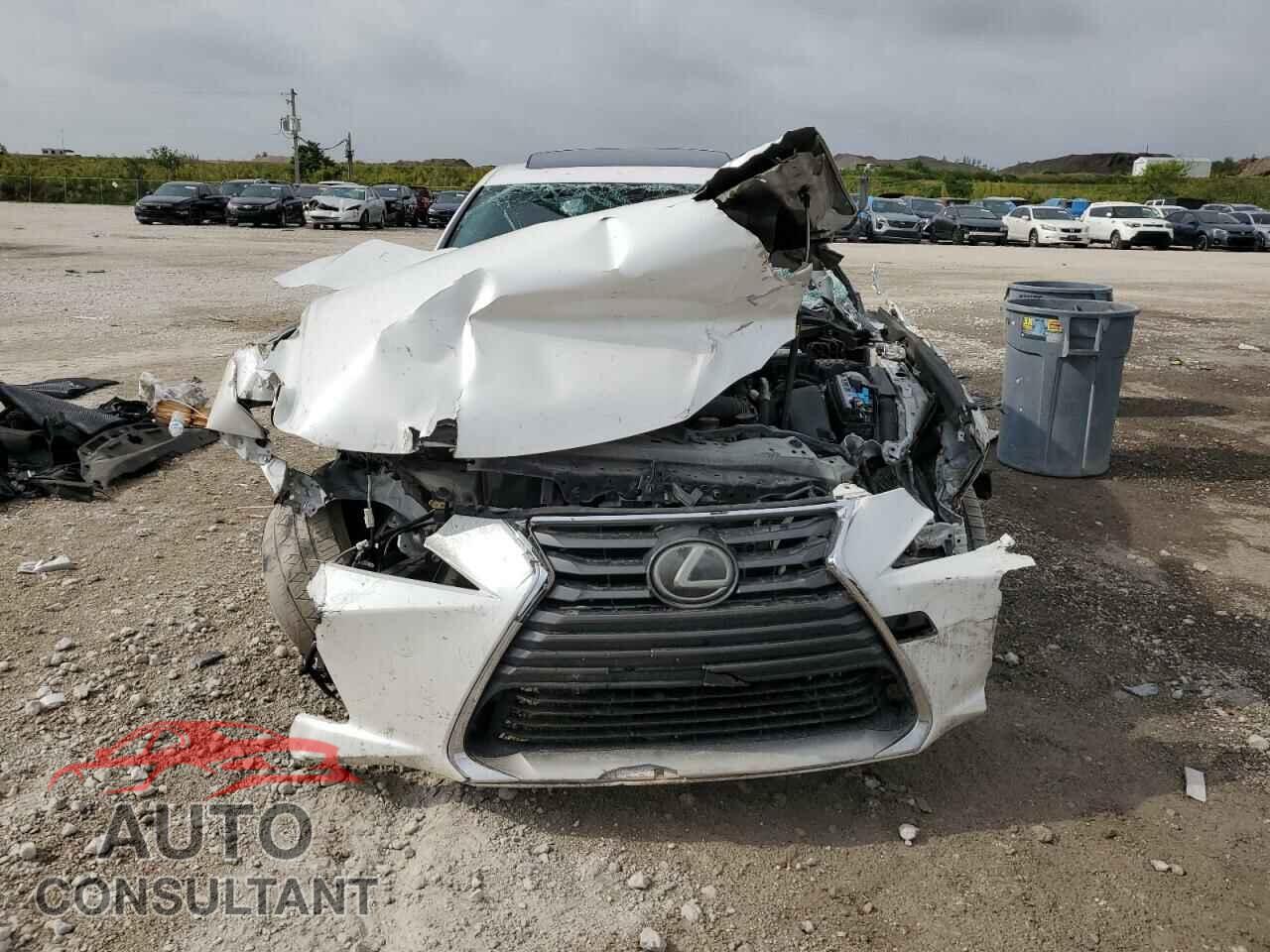 LEXUS IS 2017 - JTHBA1D20H5048473
