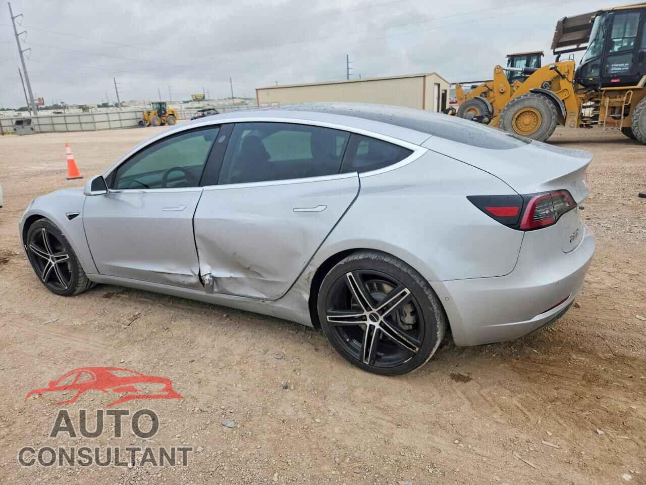 TESLA MODEL 3 2018 - 5YJ3E1EBXJF116968