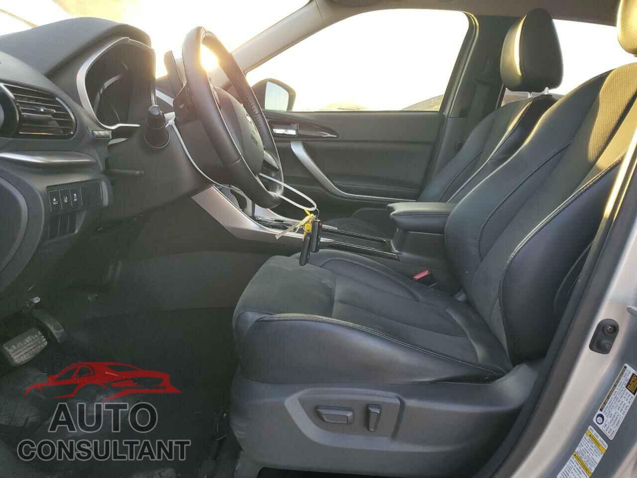 MITSUBISHI ECLIPSE 2022 - JA4ATWAA1NZ005758