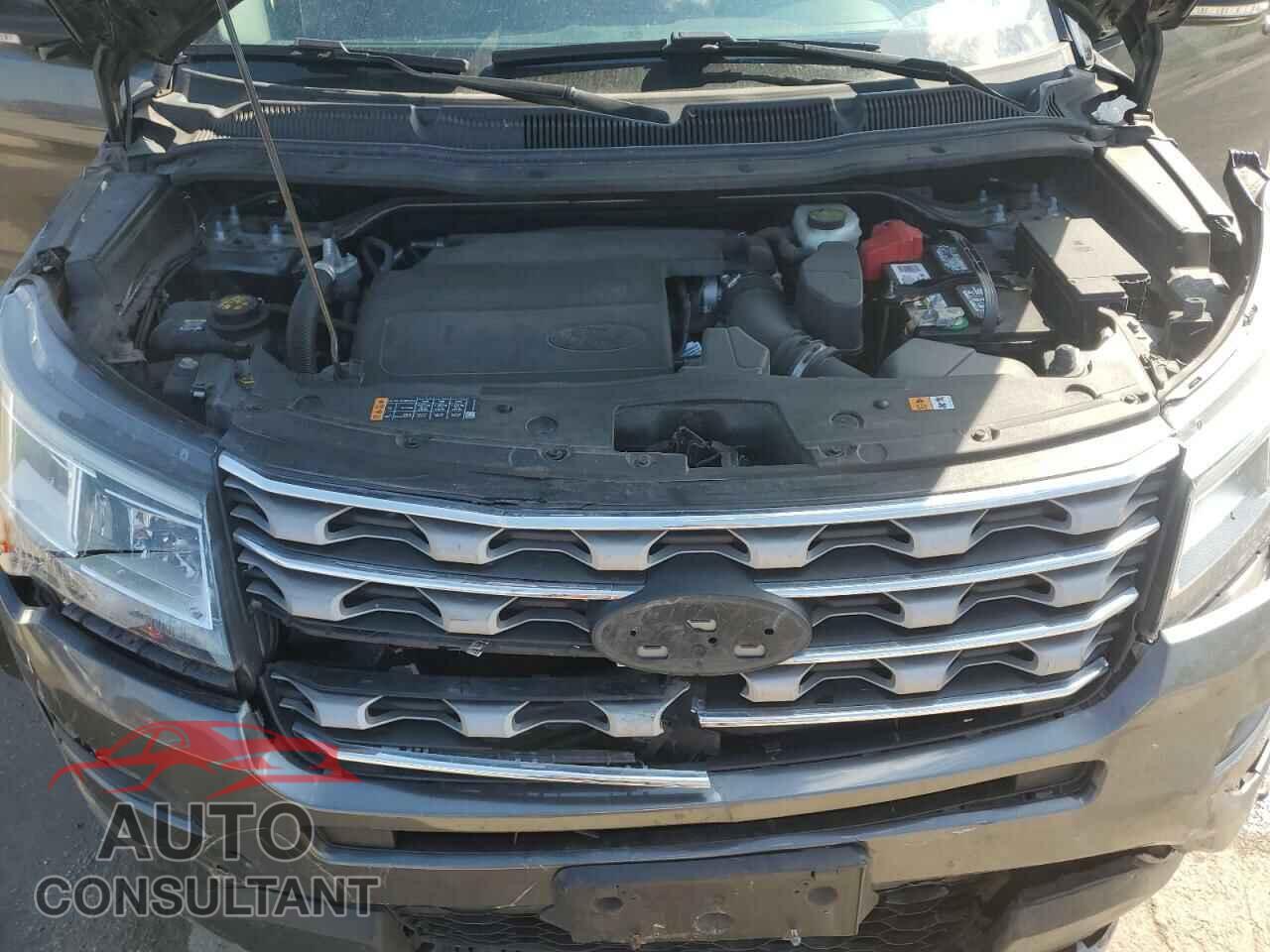 FORD EXPLORER 2017 - 1FM5K7D8XHGA33580
