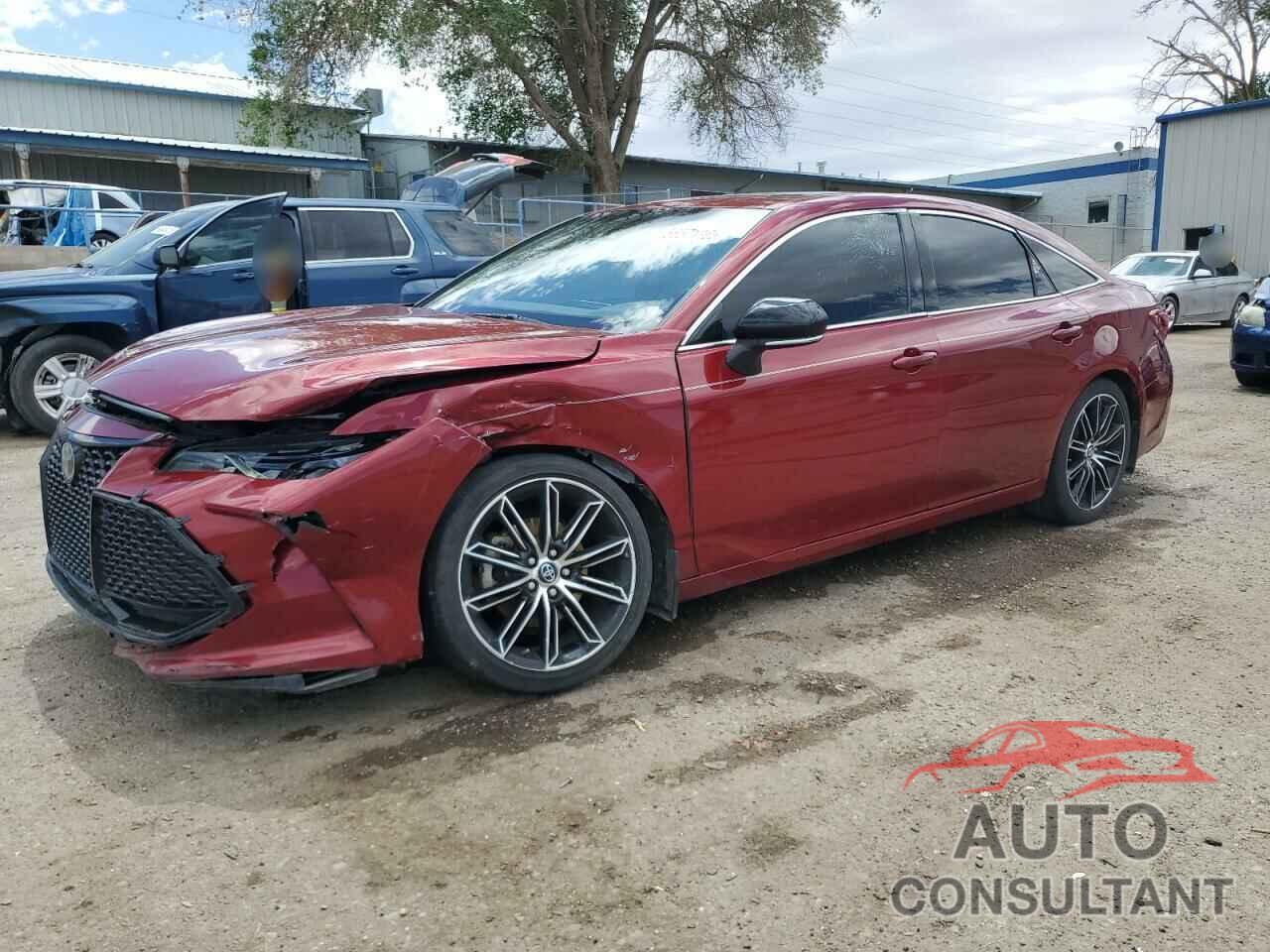 TOYOTA AVALON 2019 - 4T1BZ1FB8KU018735