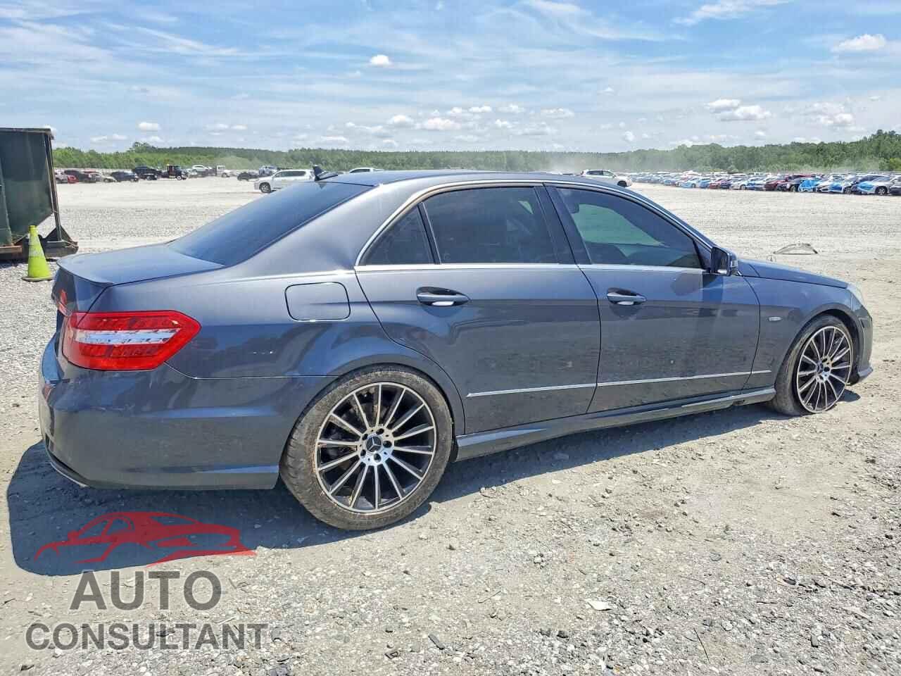 MERCEDES-BENZ E-CLASS 2012 - WDDHF5KB7CA605960