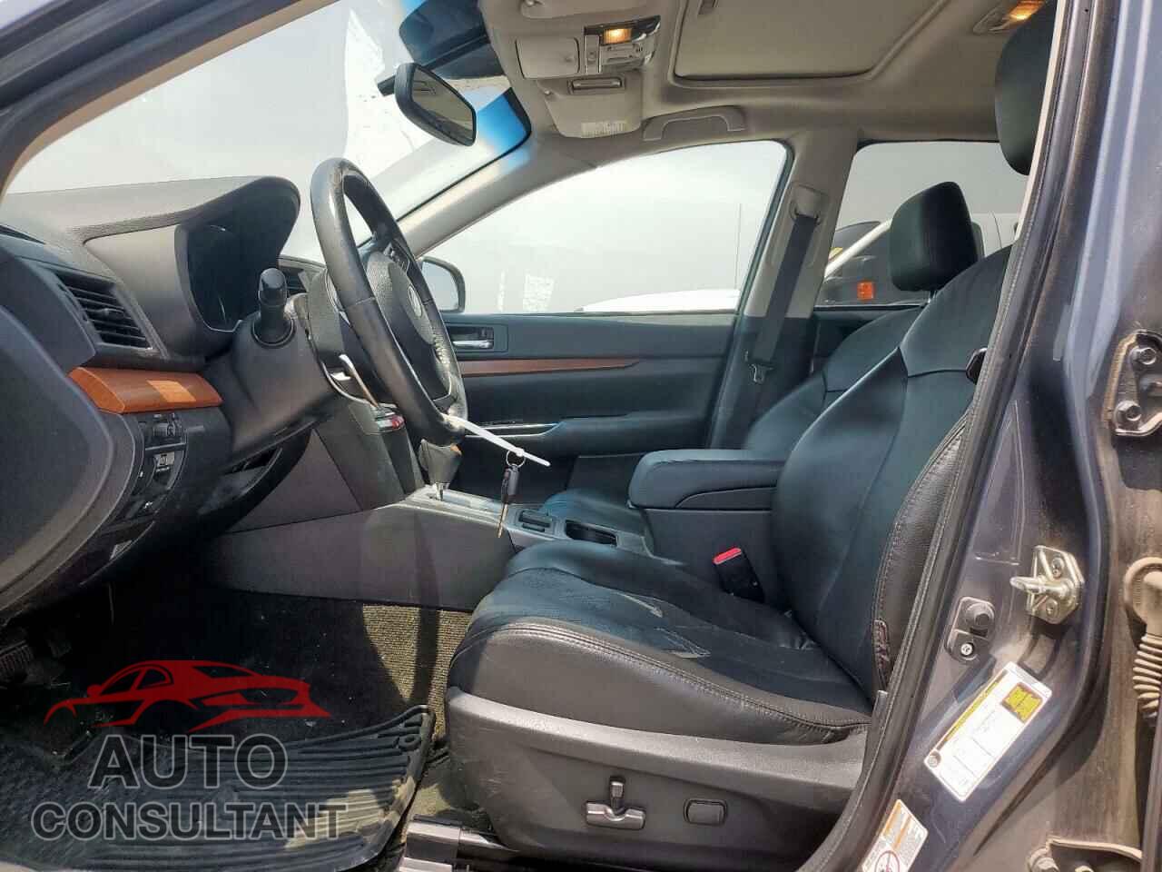 SUBARU OUTBACK 2014 - 4S4BRCLC7E3229136