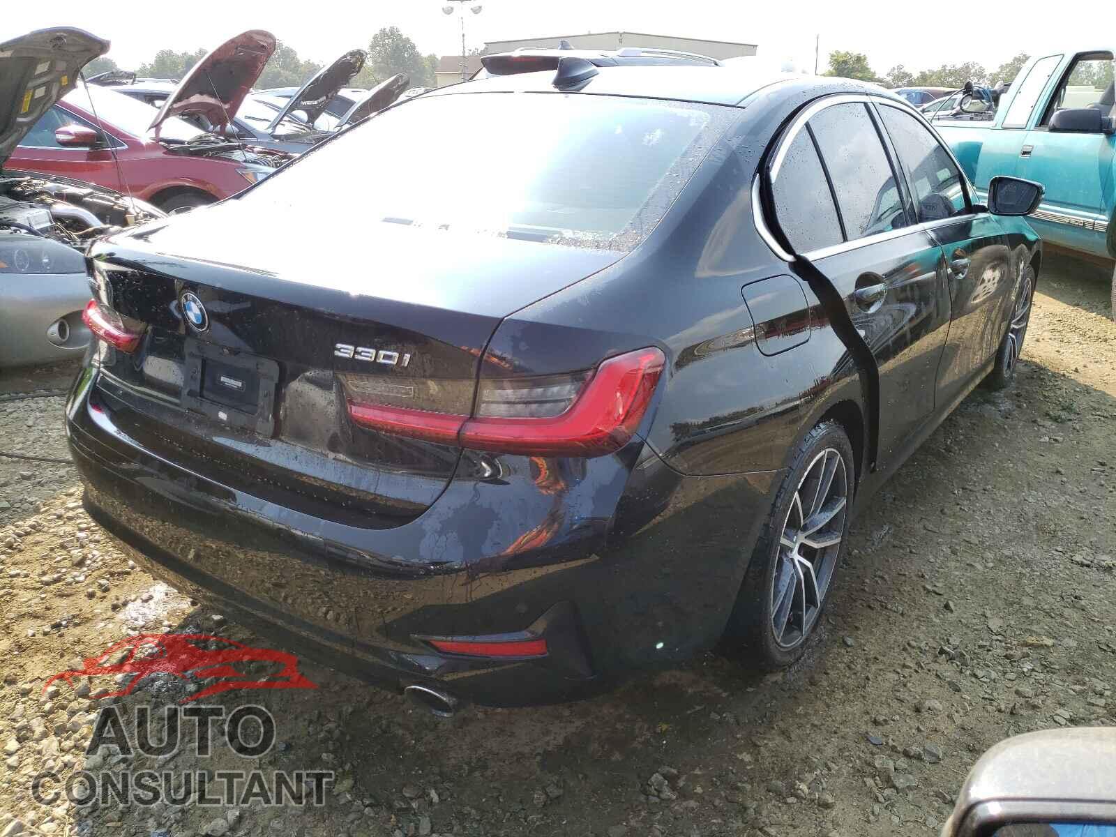 BMW 3 SERIES 2019 - WBA5R7C57KFH09603