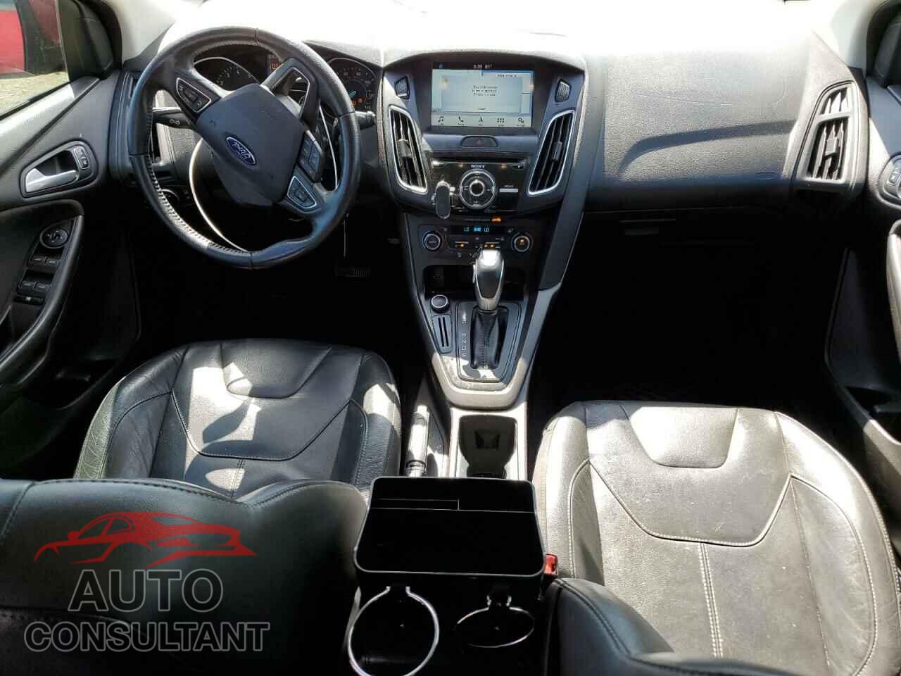 FORD FOCUS 2016 - 1FADP3K24GL369844