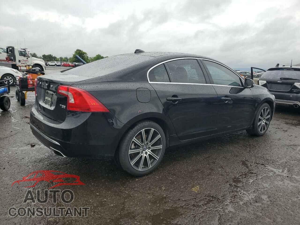 VOLVO S60 2018 - LYV402HM0JB173655
