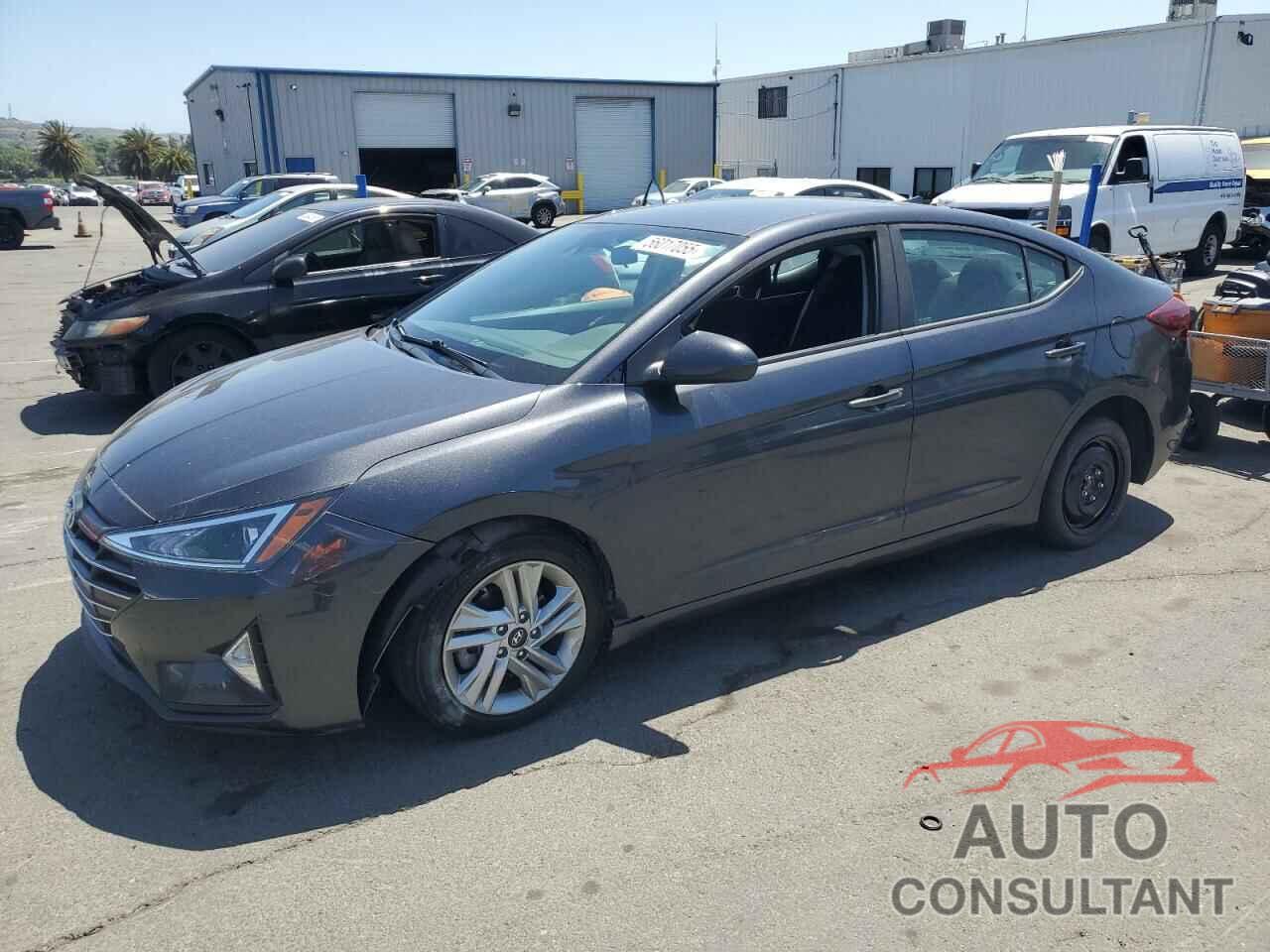 HYUNDAI ELANTRA 2020 - 5NPD84LF2LH571899