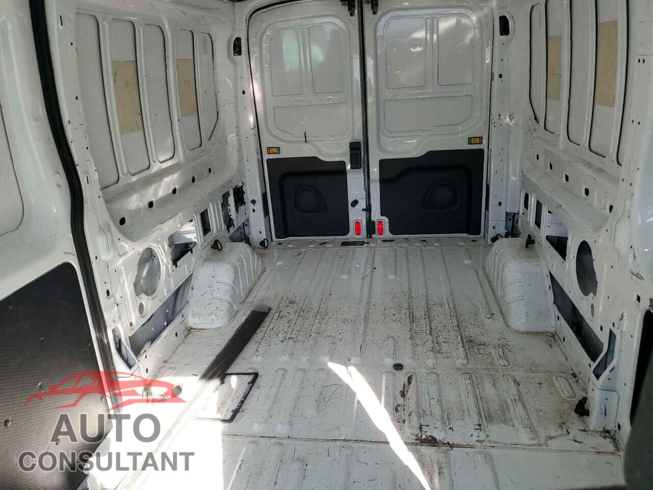 FORD TRANSIT 2018 - 1FTYR2CM0JKB24651