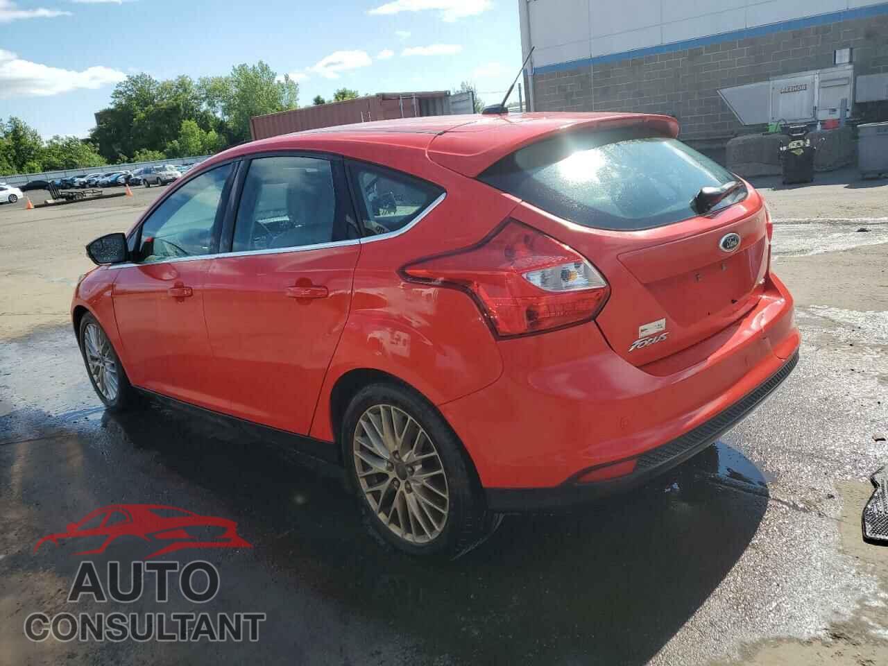 FORD FOCUS 2012 - 1FAHP3M2XCL471979