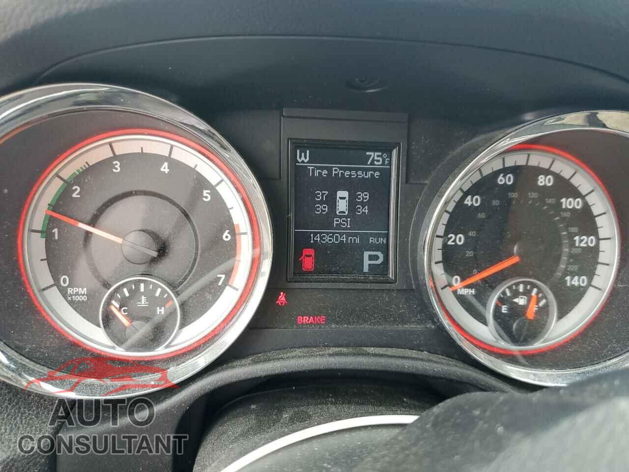 DODGE DURANGO 2012 - 1C4SDJET1CC275837
