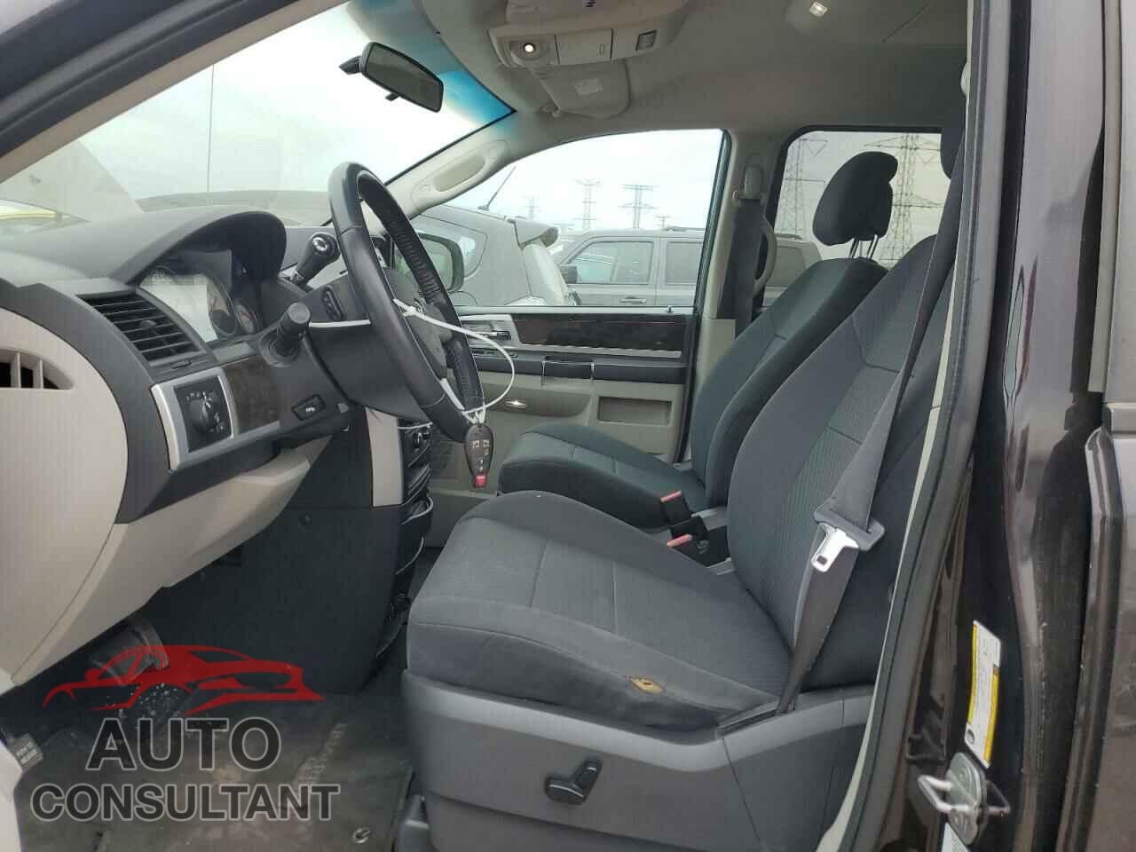 DODGE CARAVAN 2010 - 2D4RN5D11AR273404
