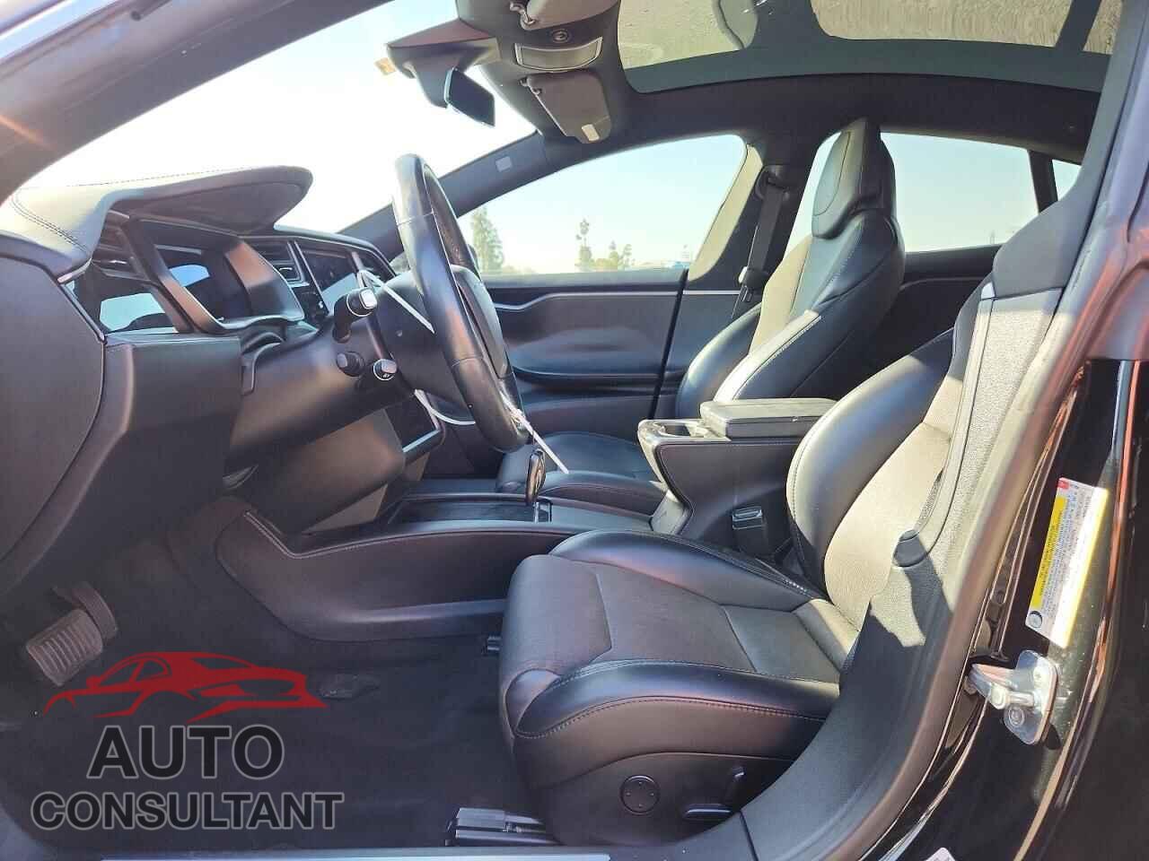 TESLA MODEL S 2018 - 5YJSA1E28JF281554