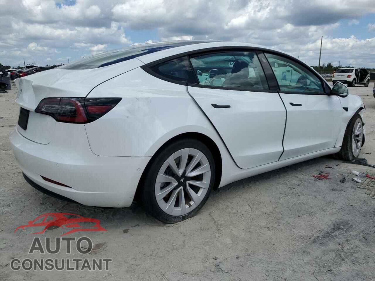 TESLA MODEL 3 2021 - 5YJ3E1EA2MF047723