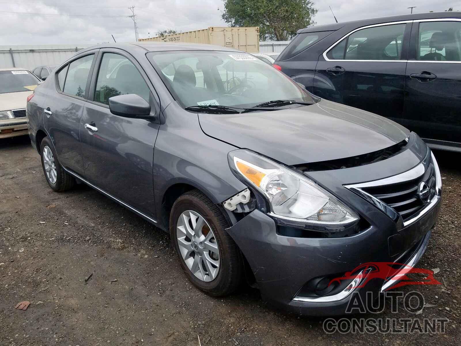 NISSAN VERSA 2018 - 3N1CN7AP8JL846659