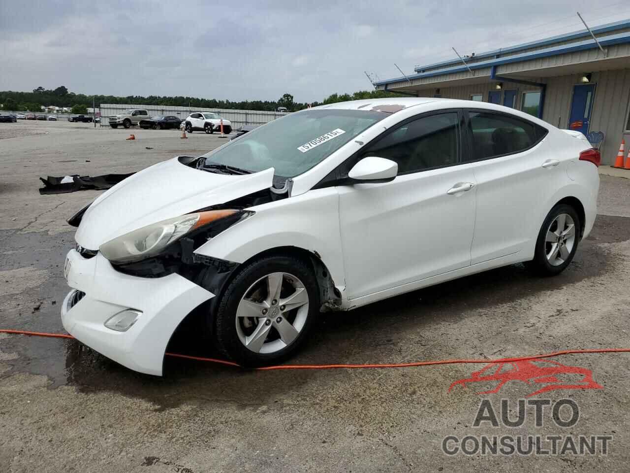 HYUNDAI ELANTRA 2013 - 5NPDH4AE5DH271897