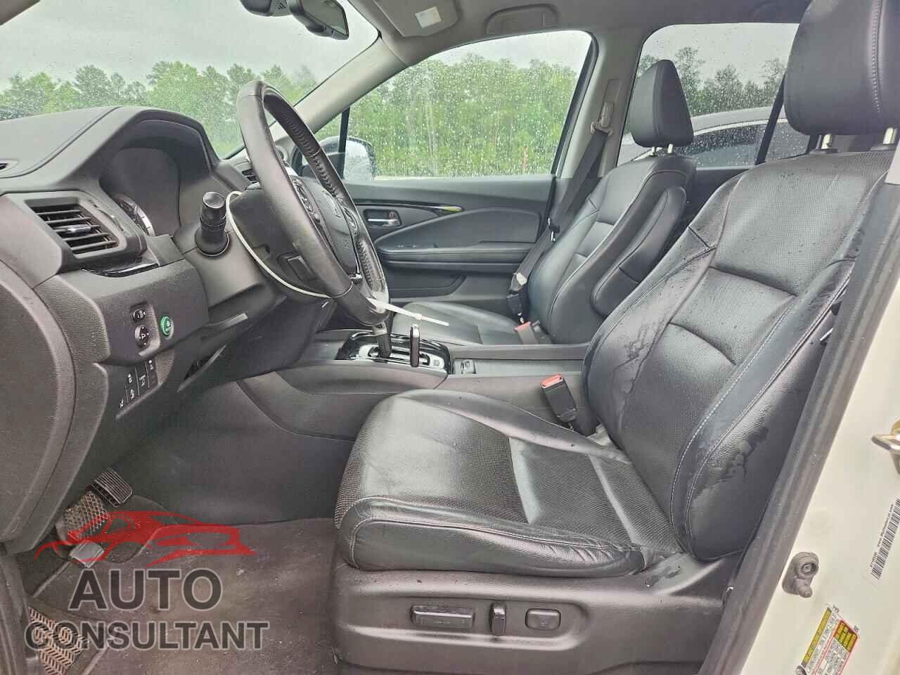 HONDA RIDGELINE 2017 - 5FPYK3F70HB028517