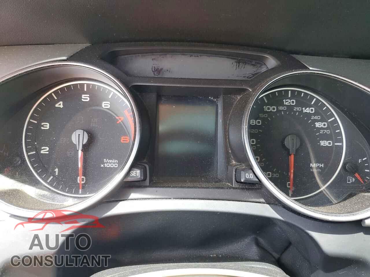 AUDI A5 2011 - WAULFAFR0BA071877