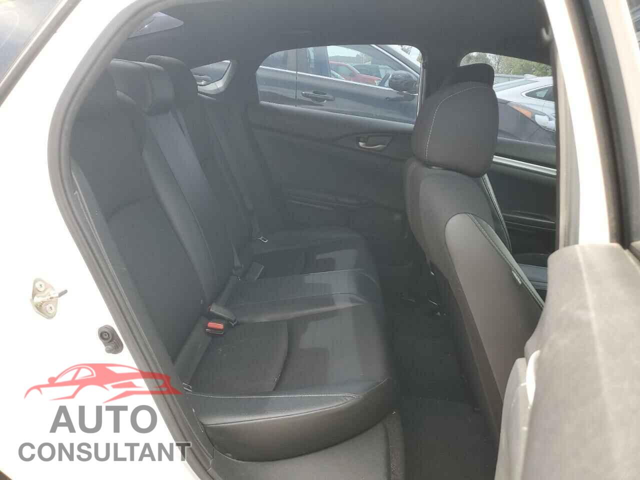 HONDA CIVIC 2019 - 2HGFC2F82KH597324