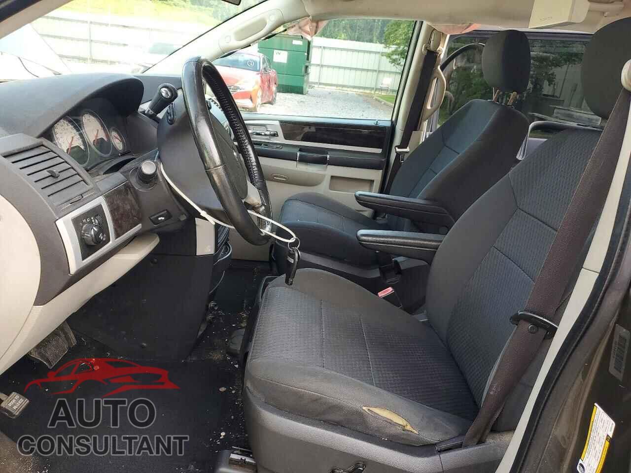 DODGE CARAVAN 2010 - 2D4RN5D14AR261196