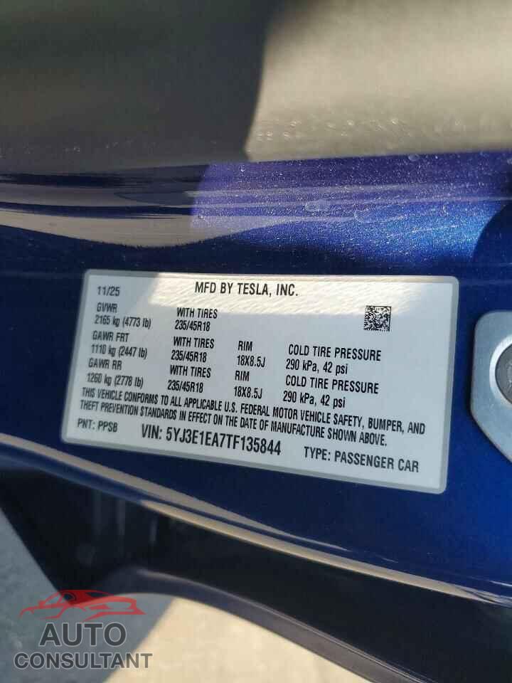 TESLA MODEL 3 2026 - 5YJ3E1EA7TF135844