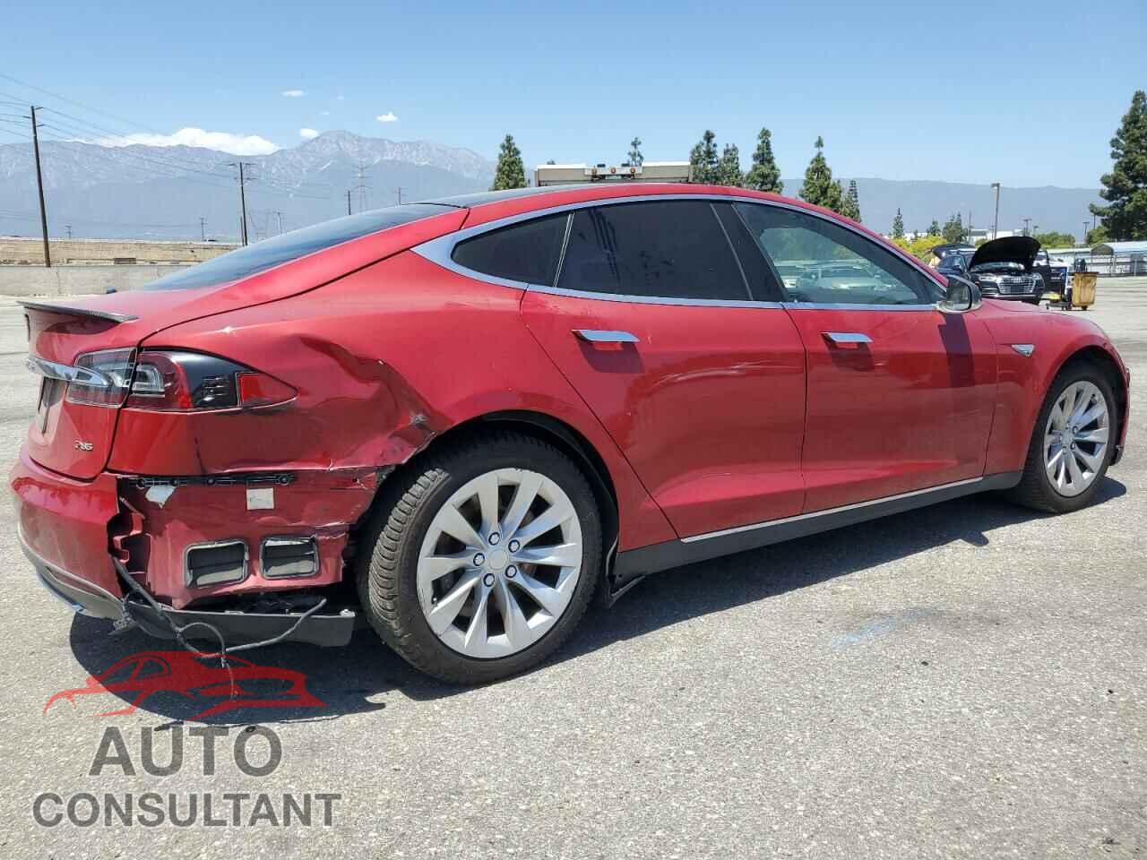 TESLA MODEL S 2015 - 5YJSA1S17FF100429
