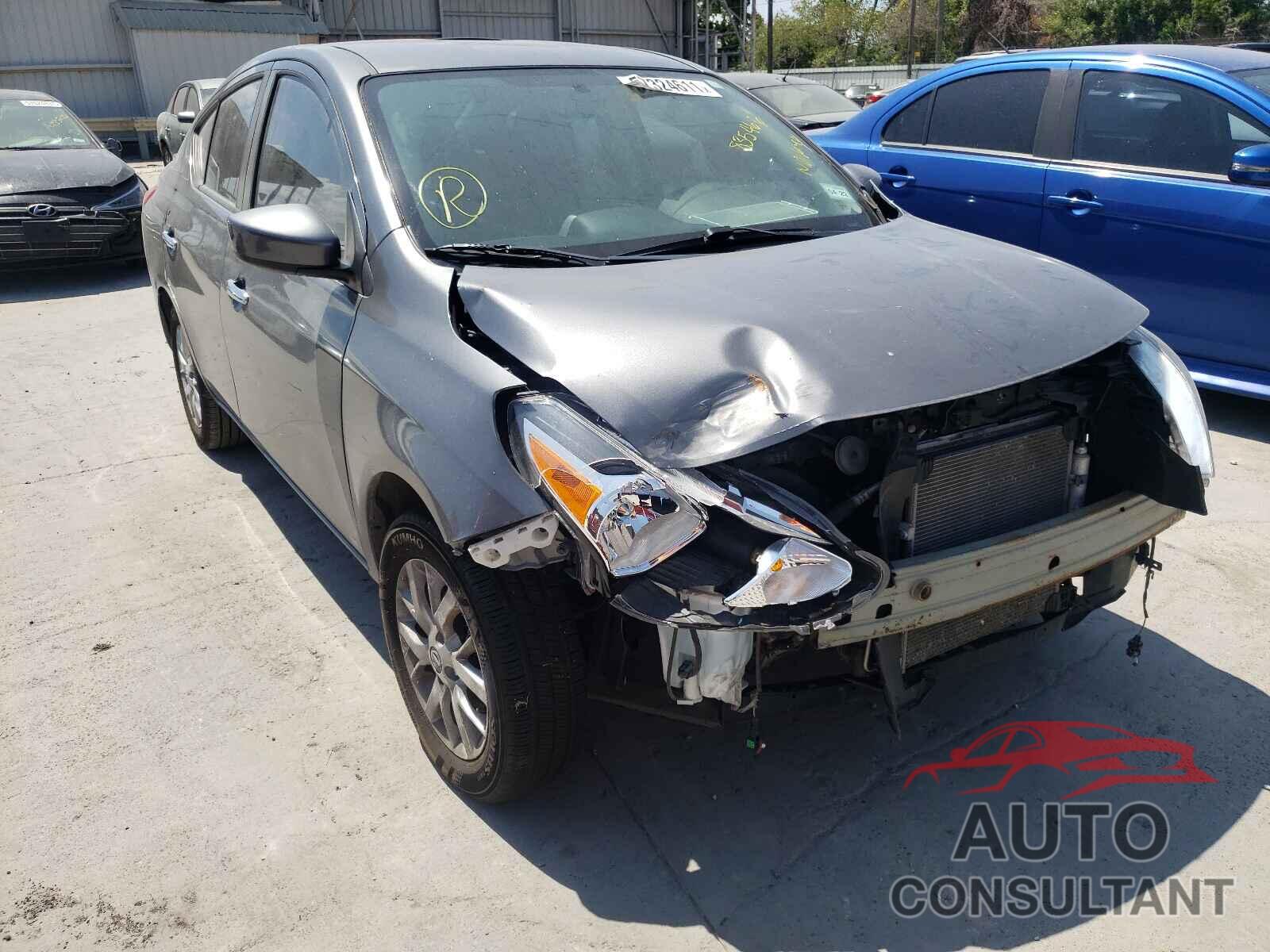 NISSAN VERSA 2018 - 3N1CN7AP8JL835466