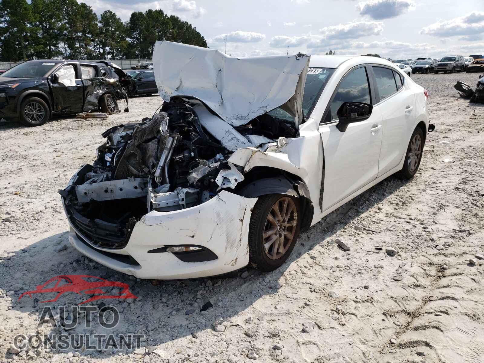 MAZDA 3 2017 - 3MZBN1U7XHM156088