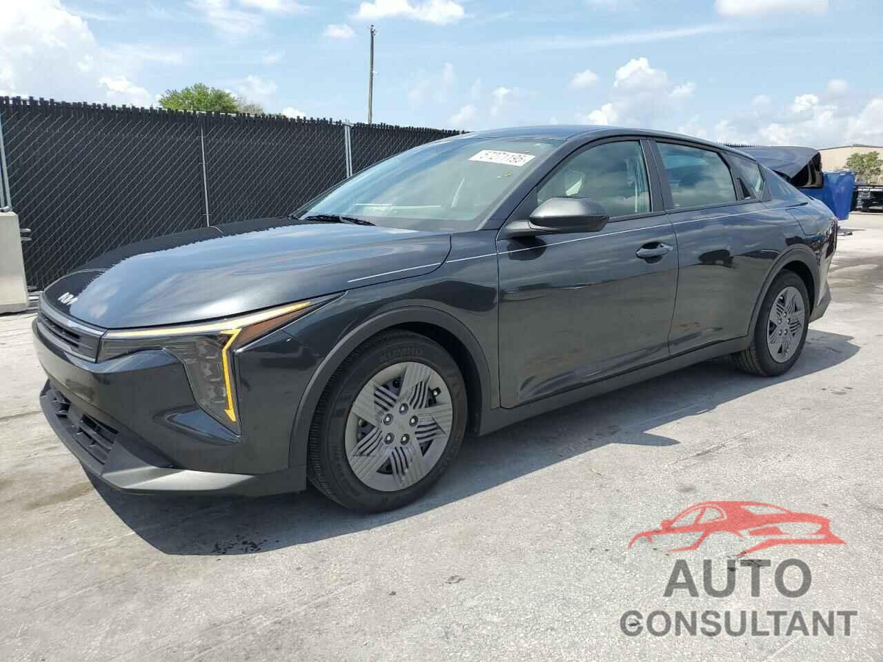 KIA K4 LX 2025 - 3KPFT4DE4SE021684