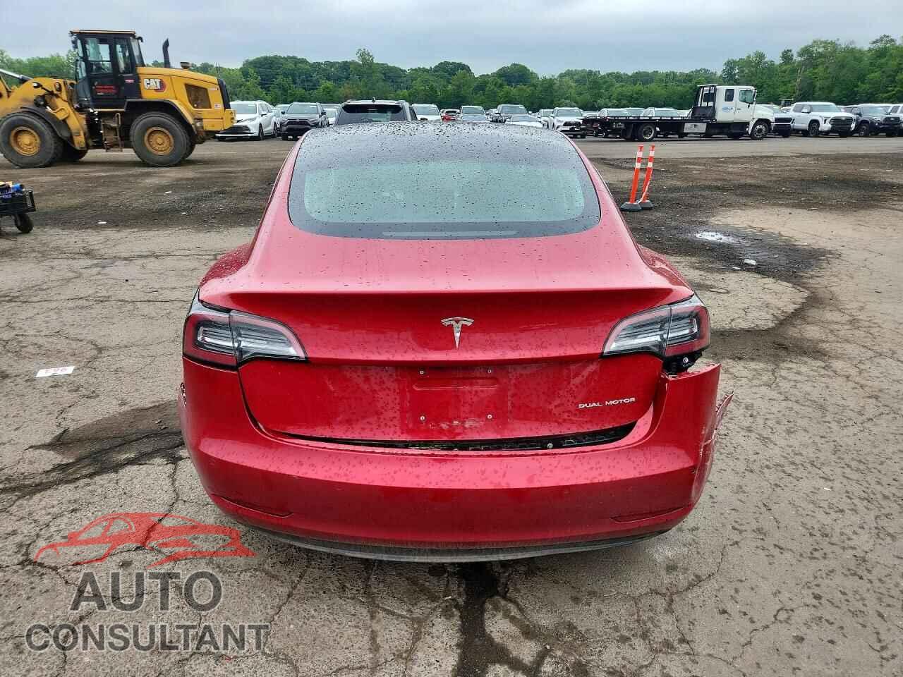 TESLA MODEL 3 2018 - 5YJ3E1EB7JF065400
