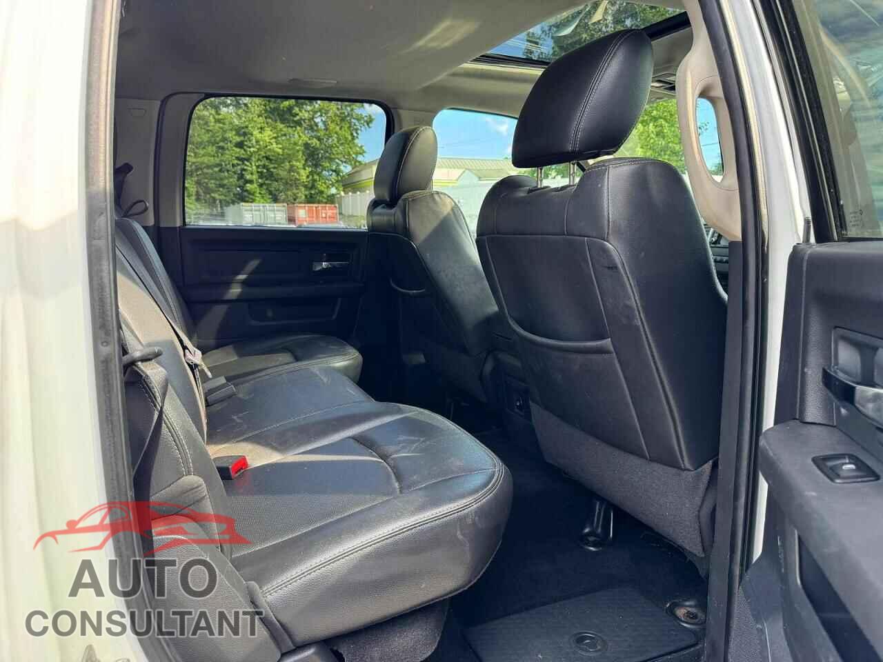 DODGE RAM 1500 2011 - 1D7RV1CT6BS608560
