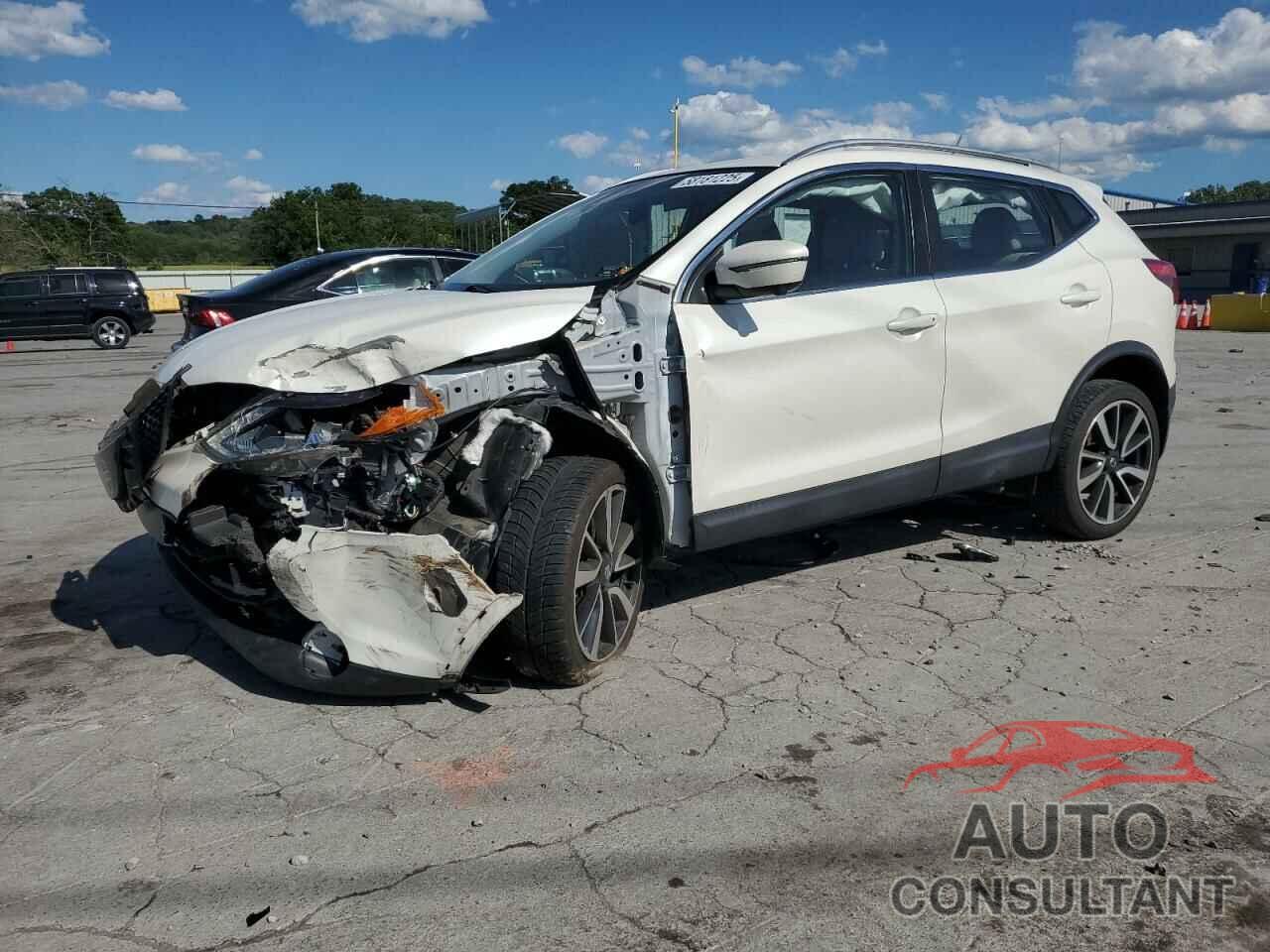NISSAN ROGUE 2019 - JN1BJ1CP8KW230201