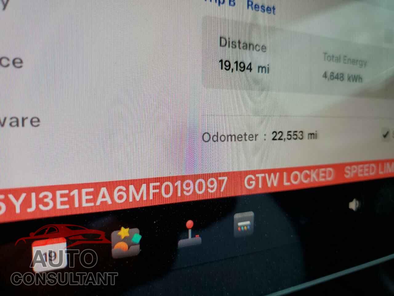 TESLA MODEL 3 2021 - 5YJ3E1EA6MF019097