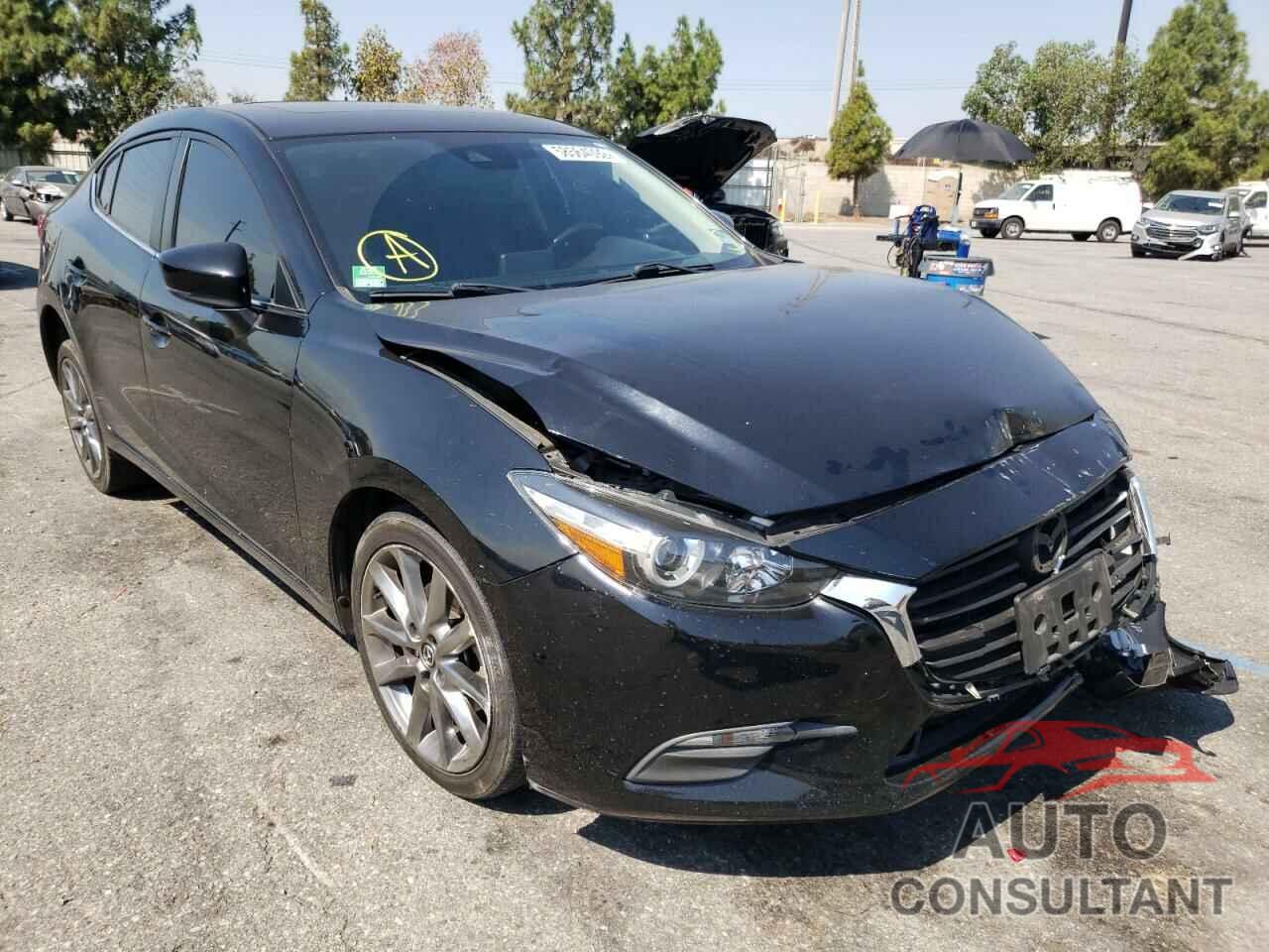 MAZDA 3 2018 - 3MZBN1V35JM239560