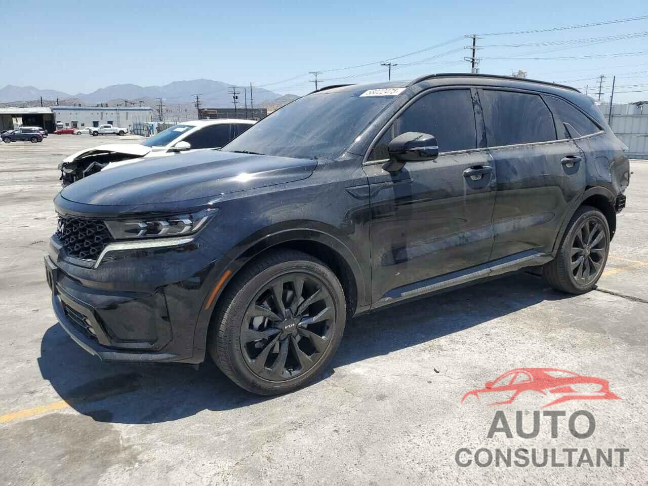 KIA SORENTO 2023 - 5XYRK4LF7PG243110