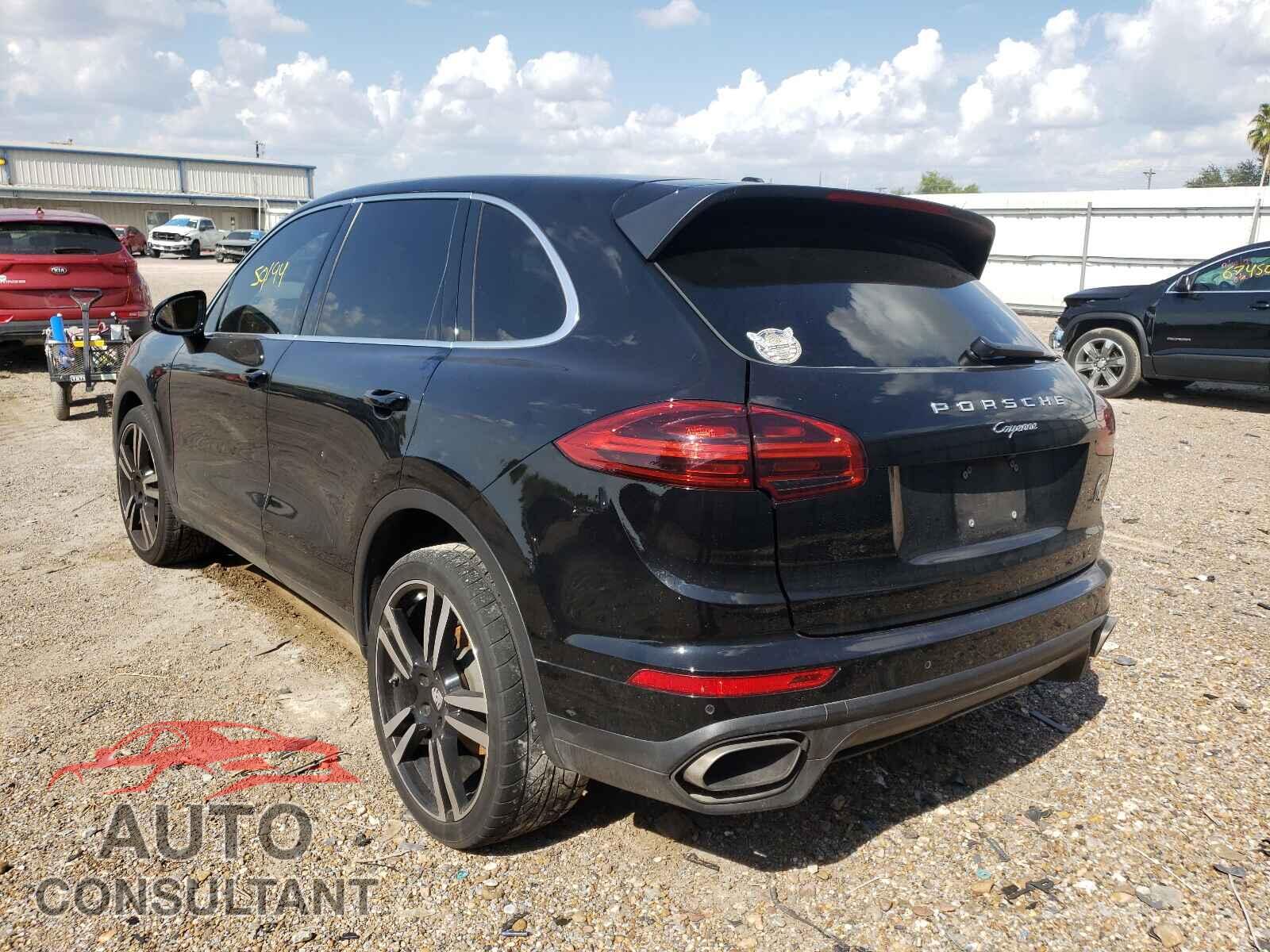 PORSCHE CAYENNE 2016 - WP1AA2A26GKA09702