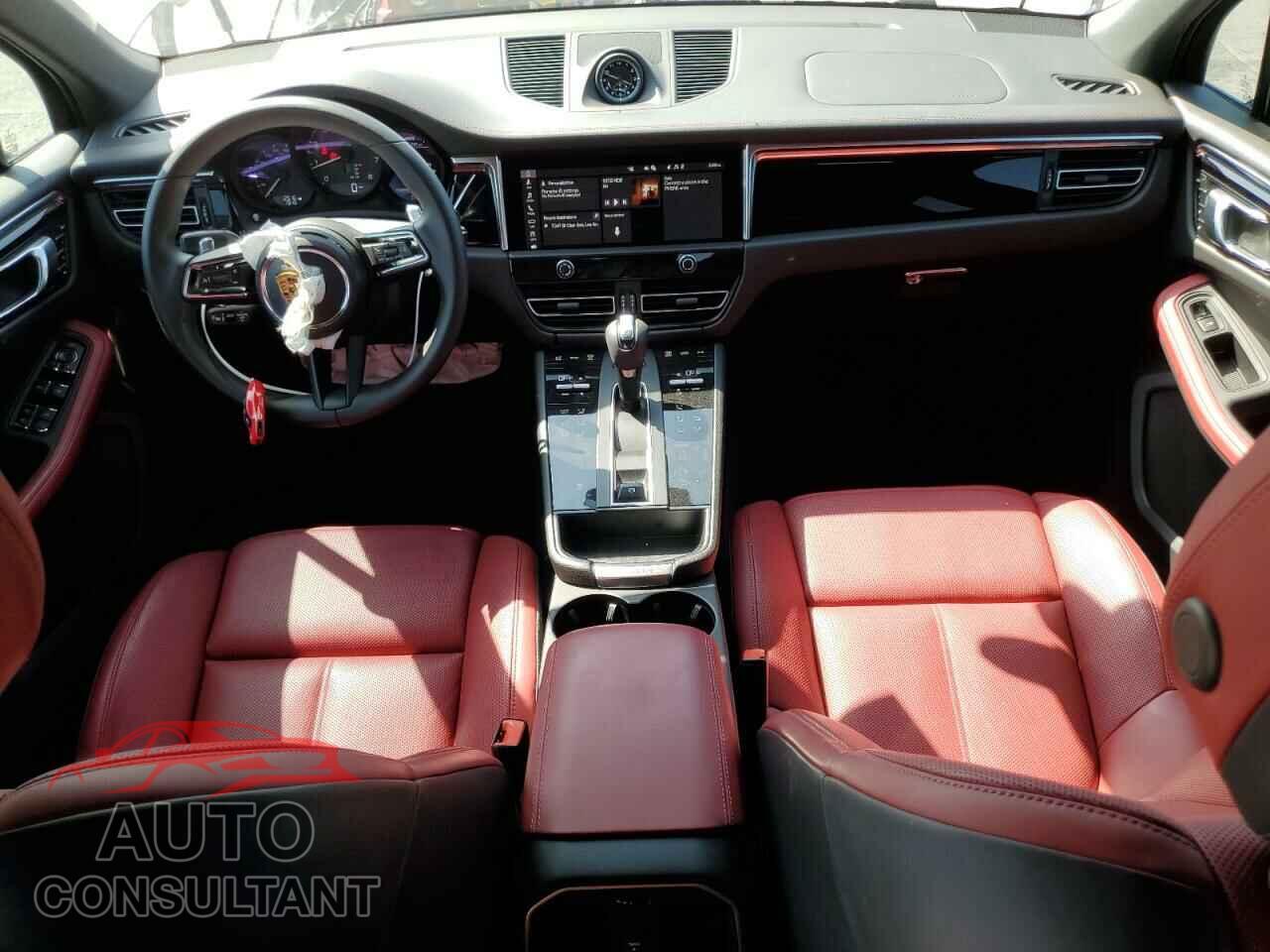 PORSCHE MACAN BASE 2024 - WP1AA2A55RLB08860