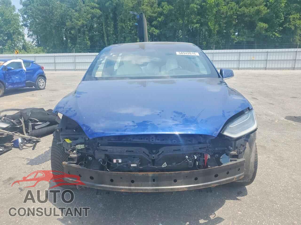 TESLA MODEL X 2017 - 5YJXCDE4XHF061779