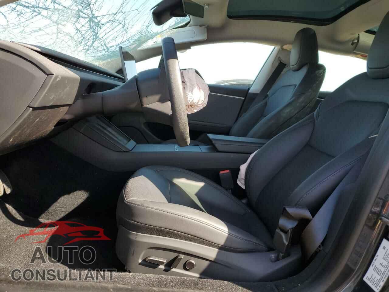 TESLA MODEL 3 2024 - 5YJ3E1EA1RF726986