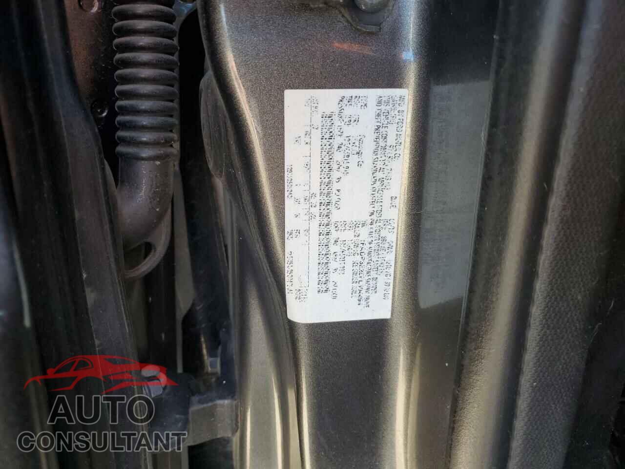 FORD FOCUS 2015 - 1FADP3E25FL304494