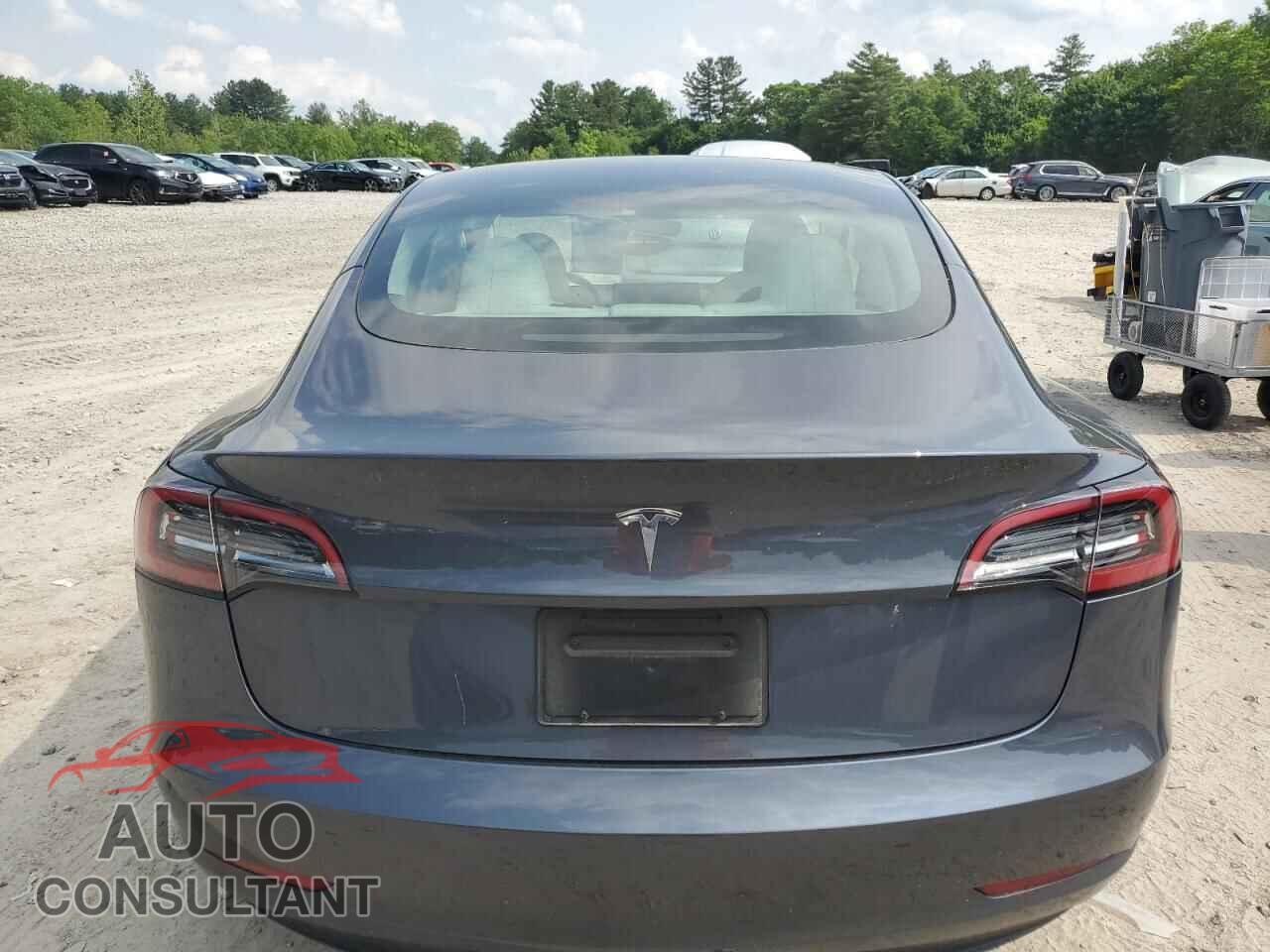 TESLA MODEL 3 2023 - 5YJ3E1EA7PF658349